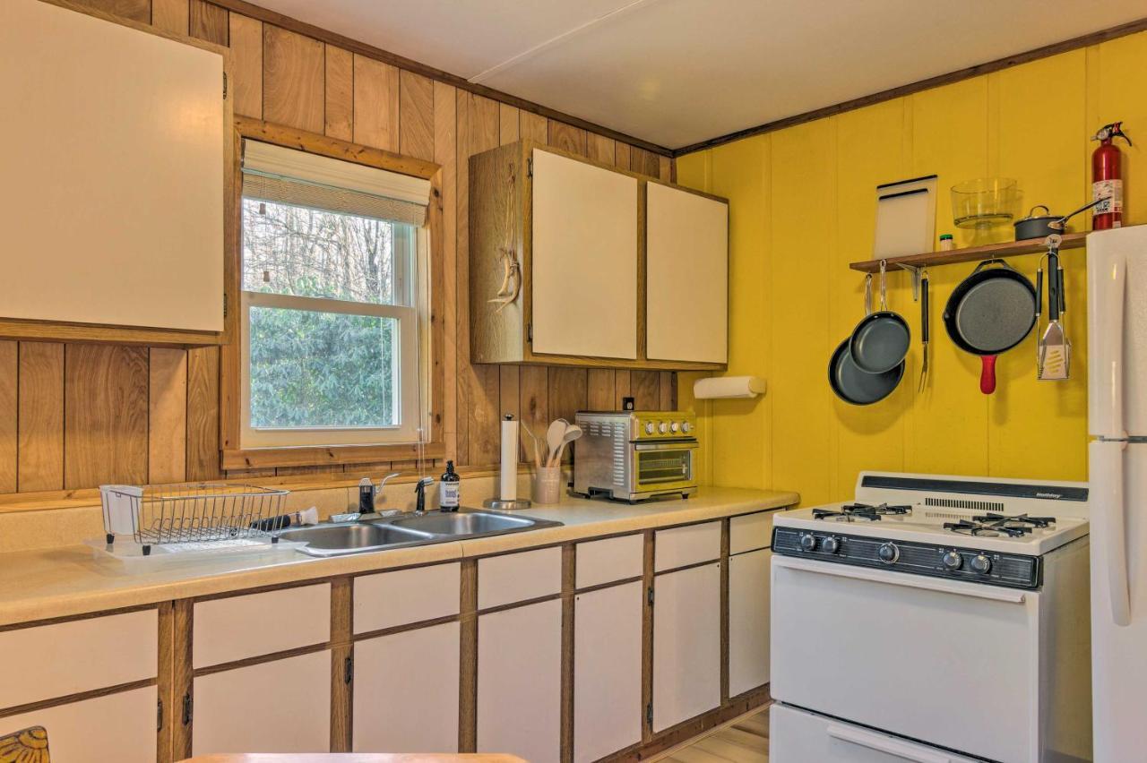 Peaceful Spruce Pine Cabin On 8 Acres With 2 Decks! Eksteriør bilde