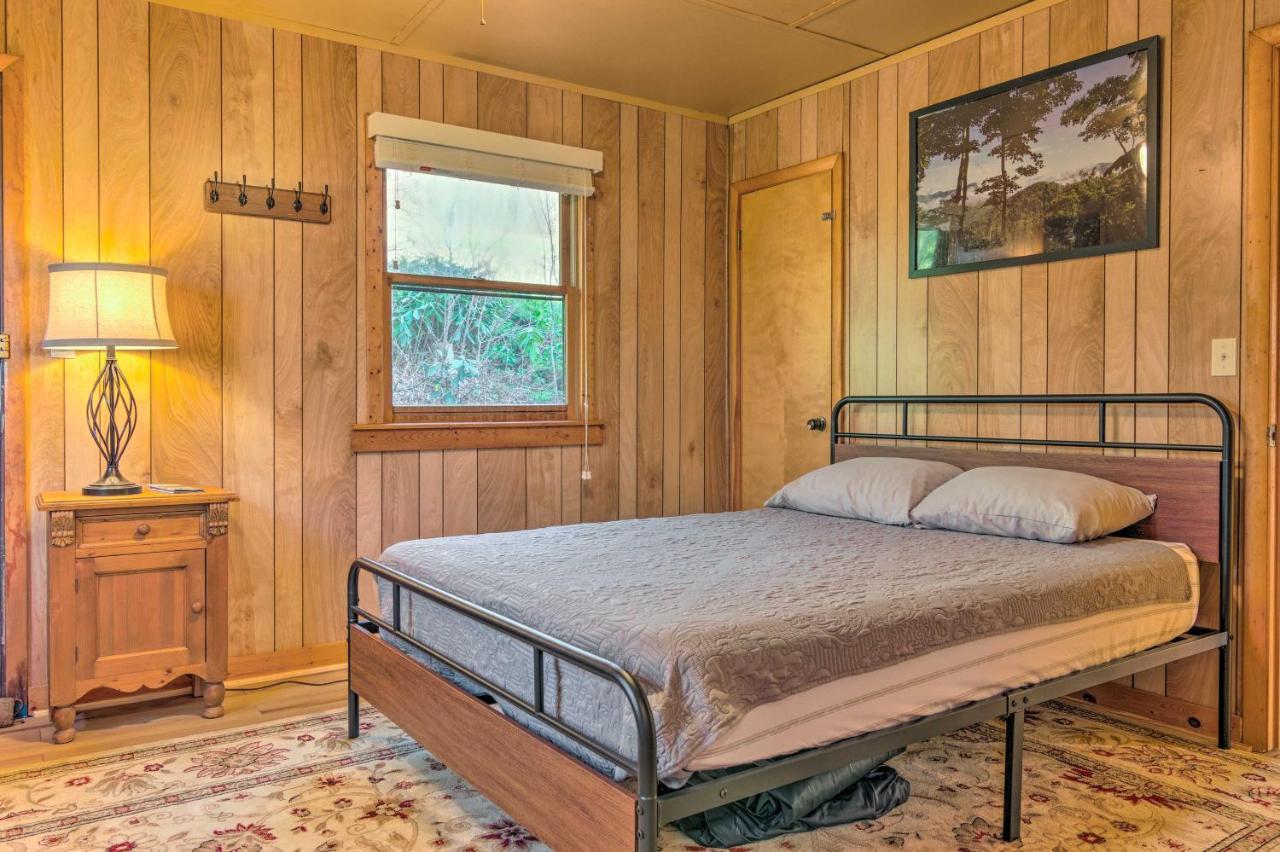 Peaceful Spruce Pine Cabin On 8 Acres With 2 Decks! Eksteriør bilde