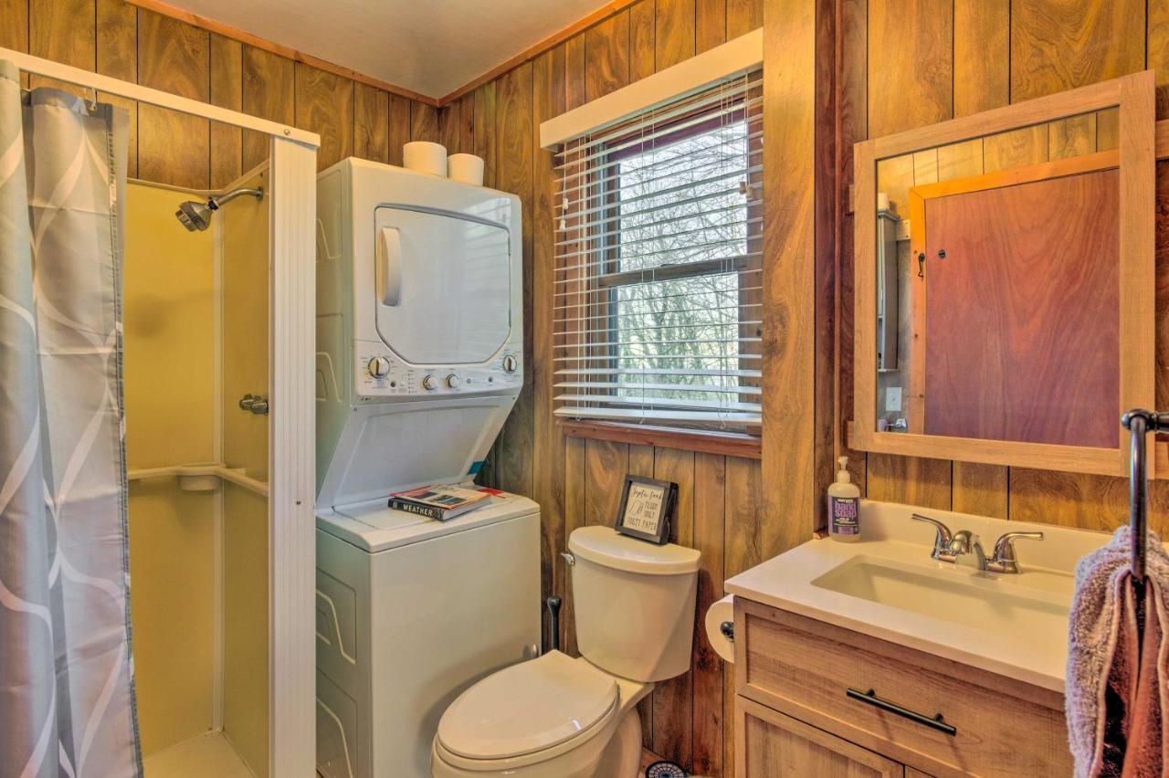 Peaceful Spruce Pine Cabin On 8 Acres With 2 Decks! Eksteriør bilde