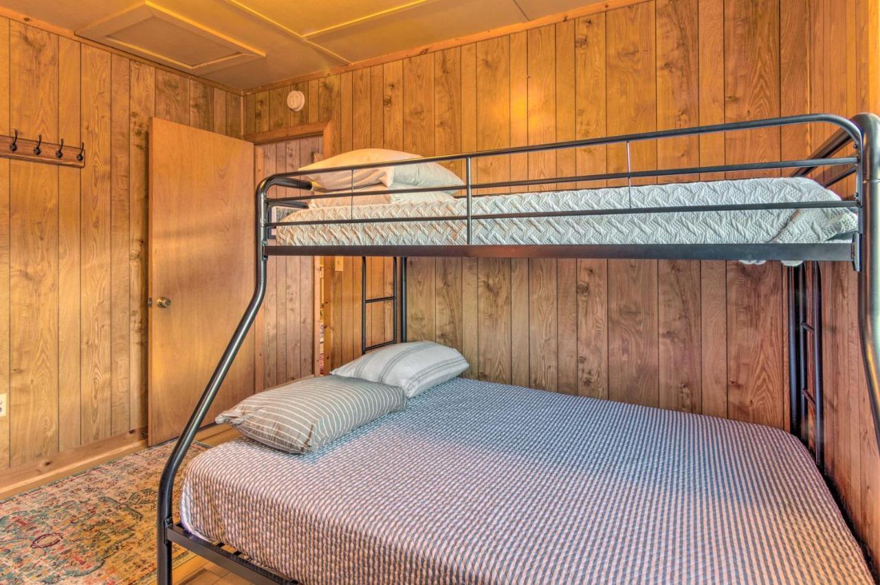 Peaceful Spruce Pine Cabin On 8 Acres With 2 Decks! Eksteriør bilde